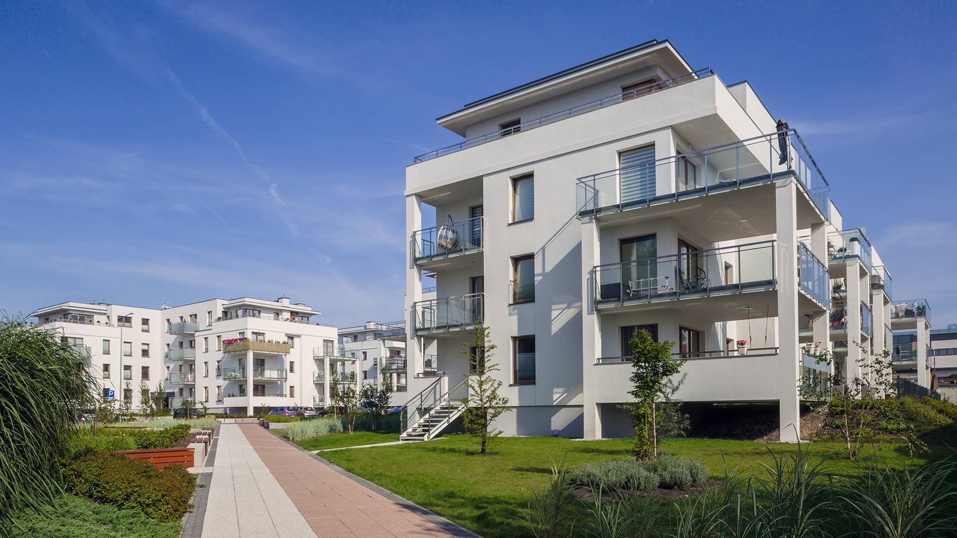 Zespół budynków wielorodzinnych z lokalami usługowymi